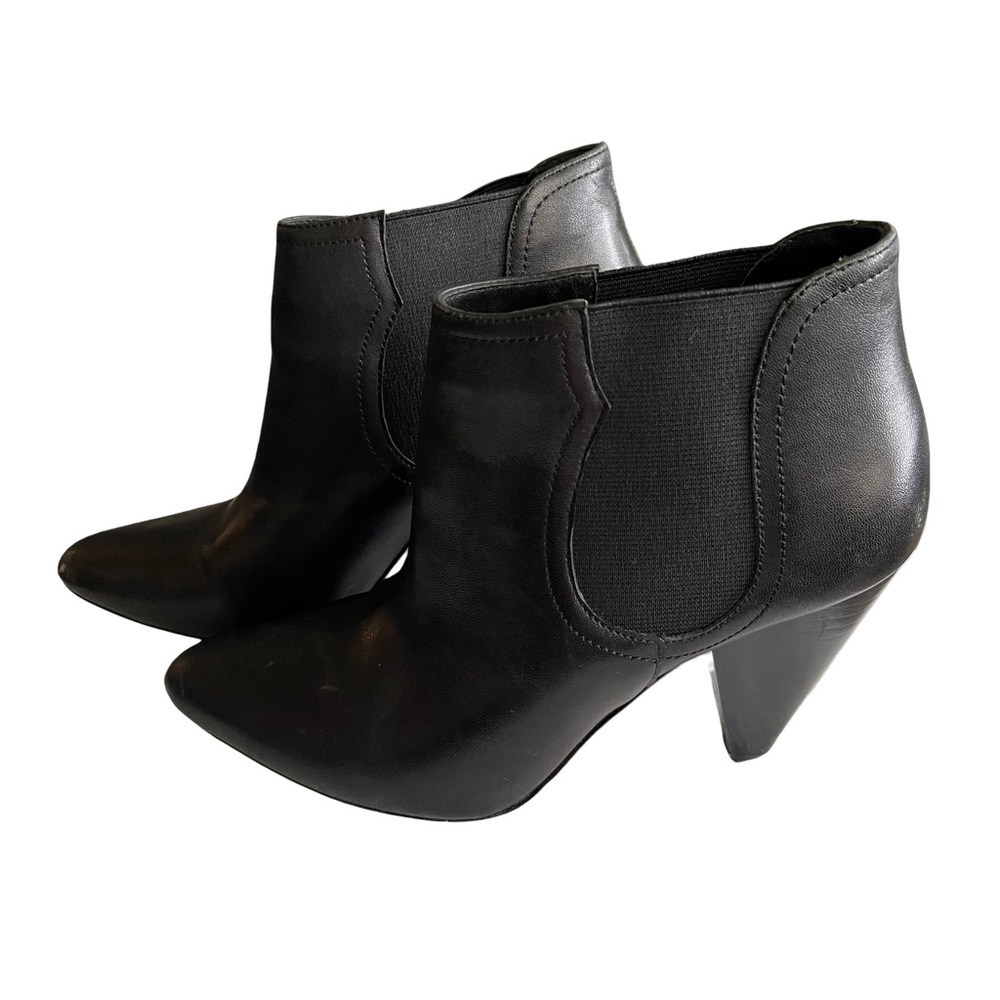 JOIE Gabija Cone Heel Black Leather Chelsea ankle booties Boots. Size 6.5